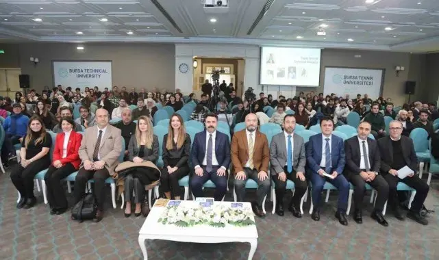 BTÜ'de yapay zekanın toplum üzerine etkileri ele alındı