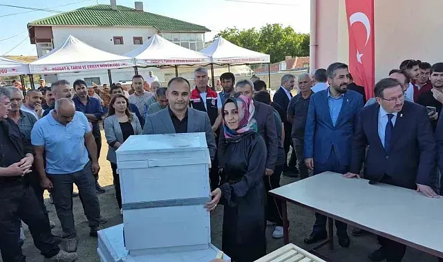 Yozgat'ta arıcılara hibe destekli kovan dağıtımı yapıldı