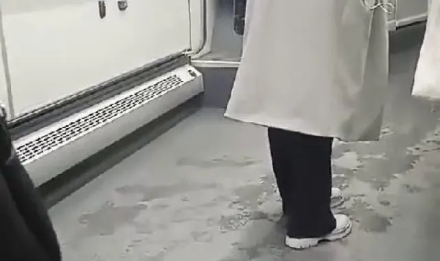 Sultanbeyli'de İETT şoförü ile yolcu arasında 'durakta durmadın' tartışması