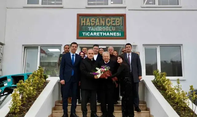 Asırlık tabela