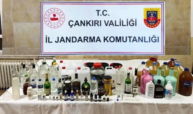 Çankırı'da yılbaşı öncesi onlarca litre kaçak alkol ele geçirildi