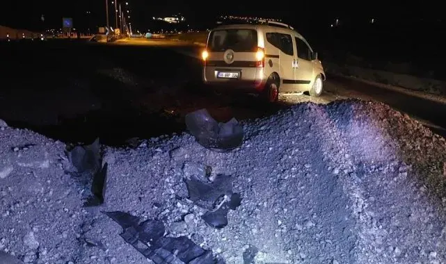 Konya'da hafif ticari araç kum yığınına çarptı: 1 yaralı