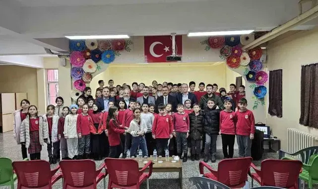 Bayburt'ta ilkokul öğrencileri çocuk sağlığı ve çocuk hastalıkları konularında bilgilendirildi