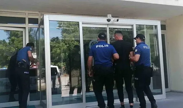 Trafik denetiminde 14 yıl 49 ay hapis cezasıyla aranan hükümlü yakalandı