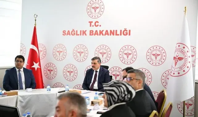 Vali Çiftçi muhtarlarla Şehir Hastanesi'nde bir araya geldi