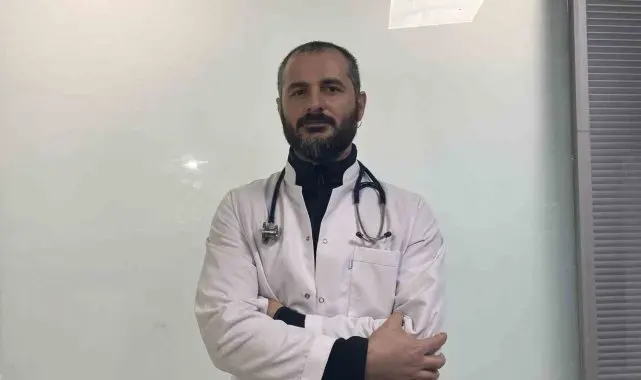 'Alkol oyunu' hastanelik etti: Sahte ve orijinalini karıştırarak içmek istedi, ikisi de sahte çıktı