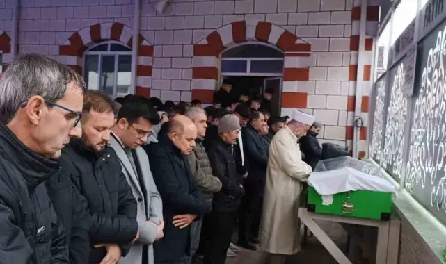 Çan'daki motosiklet kazasında hayatını kaybeden Eray Karakaya son yolculuğuna uğurlandı