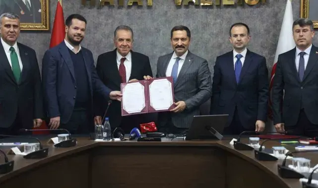 Atakaş Şirketler Grubu'nun Payas'ta inşa edeceği okul için protokol imzalandı