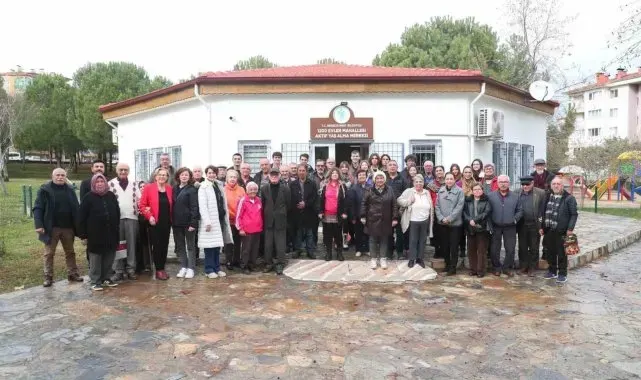 Gençlerden Merkezefendili büyüklere anlamlı ziyaret
