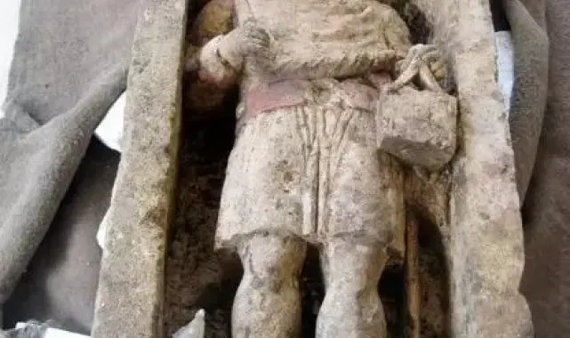 Isparta'da 7 yıl önce çalınan tarihi heykel Ankara'da ele geçirildi