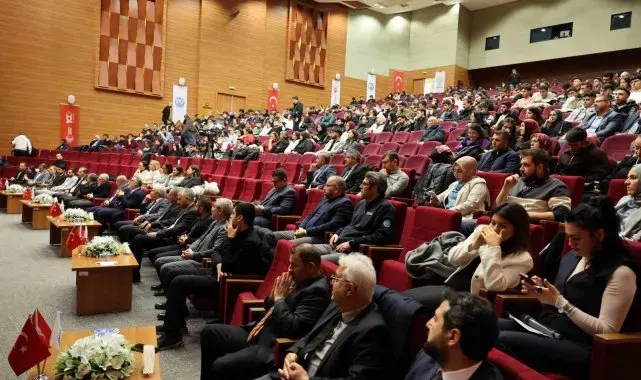 Mehmet Akif Ersoy'a Talas'ta vefa