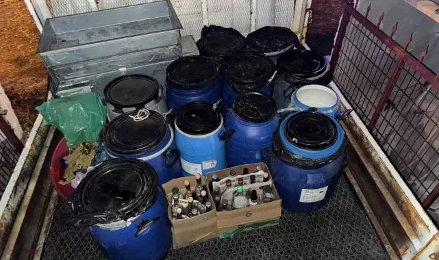 Tekirdağ'da 400 litre kaçak şarap ele geçirildi
