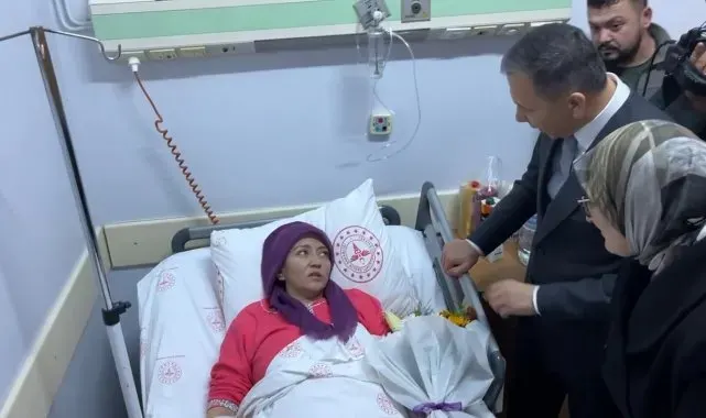 Bakanlar, Balıkesir'deki patlamada yaralananları ziyaret etti