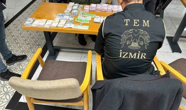 İzmir merkezli FETÖ operasyonunda gizli eyalet imamları yakalandı