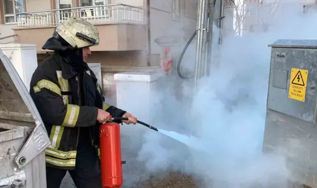Karaman'da yanan elektrik kabloları korkuttu