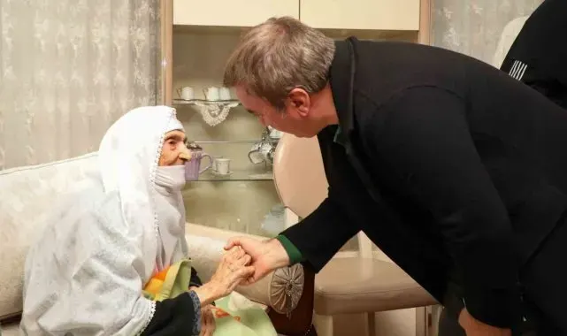 105 yaşındaki kadına Vali sürprizi