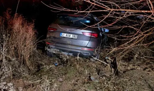 Batman'da otomobil şarampole yuvarlandı