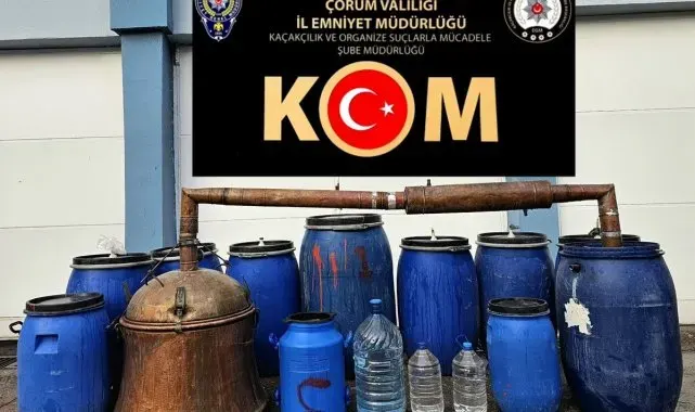 Çorum'da yüzlerce litre sahte alkol ele geçirildi