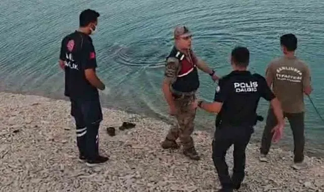 Yüzmek için girdiği Atatürk Barajında boğuldu