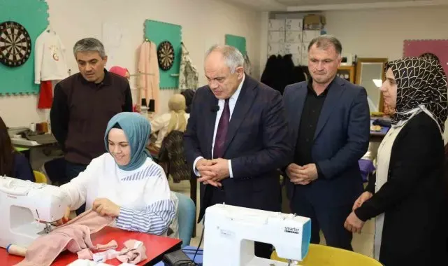 Yahyalı'da tekstil fabrikası için istihdam garantili kurs açıldı
