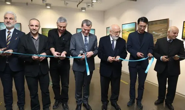 Zeytinburnu'nda "Vaveyla Resim Sergisi" açıldı