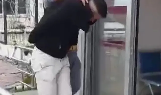 Yaşlı kadını "kimliğin FETÖ'nün eline geçti" bahanesiyle 700 bin TL dolandırdılar