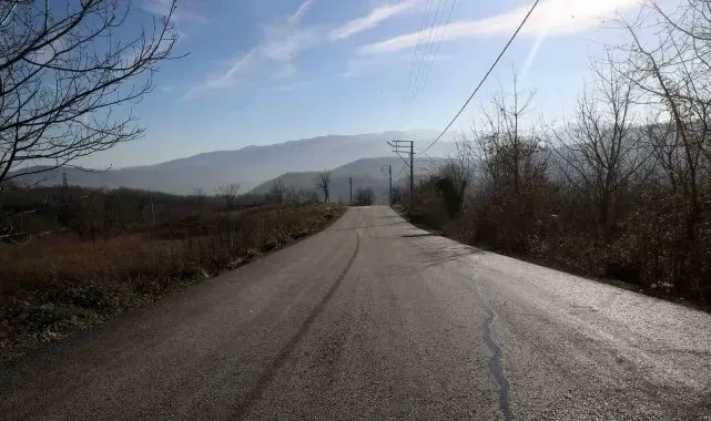 Sakarya'da Büyükşehir Belediyesi'nin asfalt hamlesi sürüyor