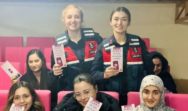 Kız yurdunda kalan öğrencilere Jandarmadan bilgilendirme