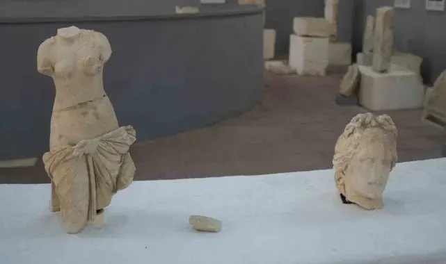 Pompeiopolis'te heyecanlandıran keşif: Afrodit heykelleri bulundu
