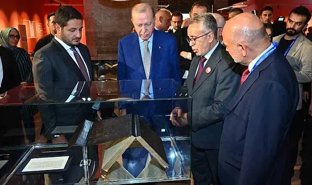 "Kitaba Vefa" sergisi Cumhurbaşkanı Recep Tayyip Erdoğan tarafından açıldı