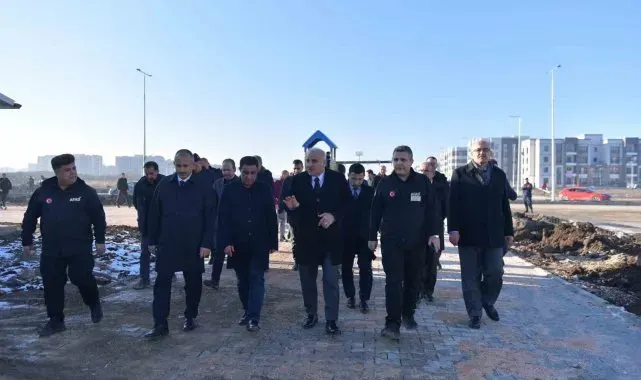 Diyarbakır'da yaklaşık 5 bin konut hak sahibine teslim edildi