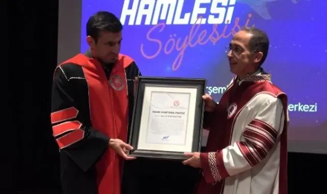 Selçuk Bayraktar'a fahri doktora unvanı