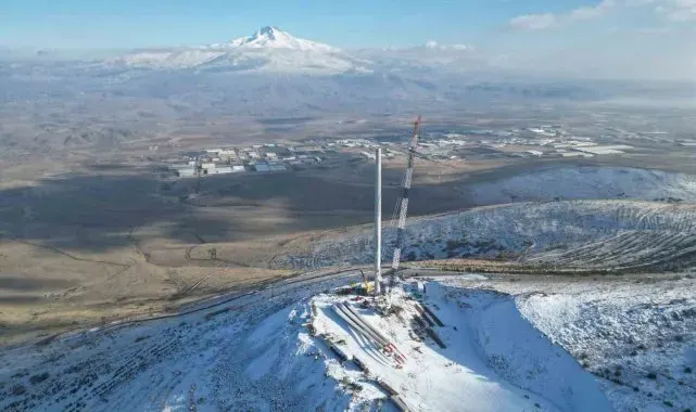 Türkiye'nin toplu ulaşımdaki ilk rüzgar enerji santrali projesi adım adım ilerliyor