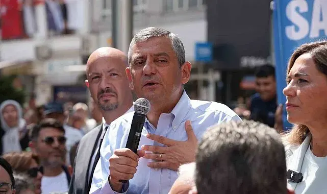 Özgür Özel Çorlu'da konuştu: "Yeni Parti, geçmişte Cumhuriyet Halk Partisi'nde siyaset yapanların yeni partisidir"