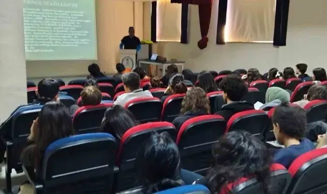 Kemer'de öğrencilere veterinerlik mesleği anlatıldı