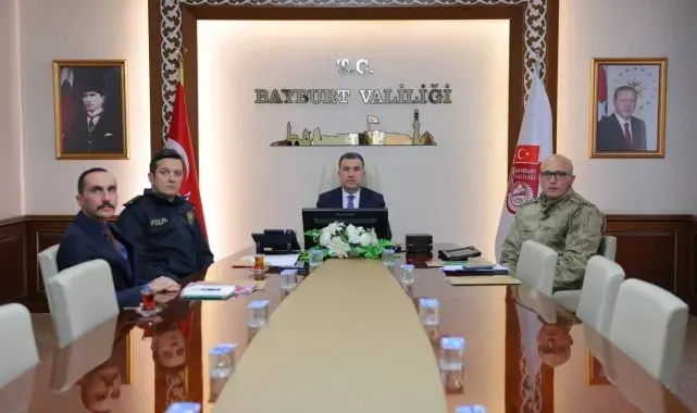 Vali Eldivan Ali Yerlikaya başkanlığındaki VKS toplantısına katıldı