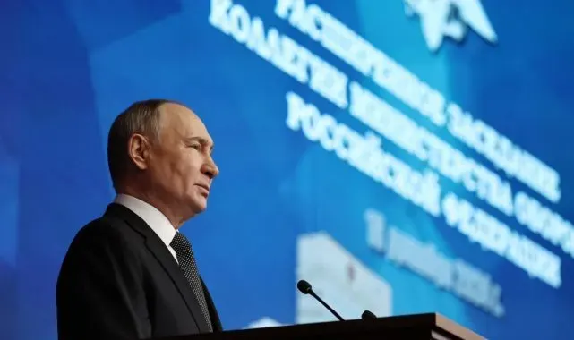 Putin: "Oreşnik füzelerinin seri üretimi yakında başlayacak"