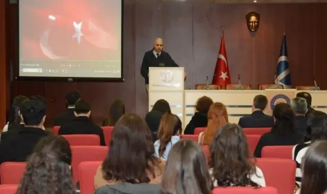 "Hukukta Kariyer Zirvesi" konferansı