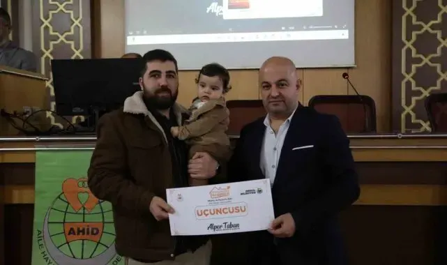 Aile okulunun ödülleri sahiplerini buldu
