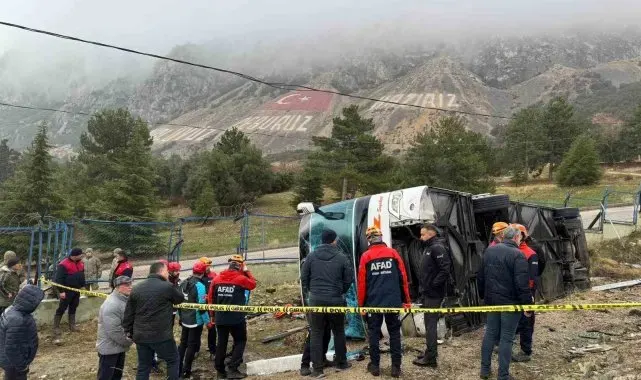 Isparta'da feci otobüs kazasında can pazarı: 1 ölü, 24 yaralı