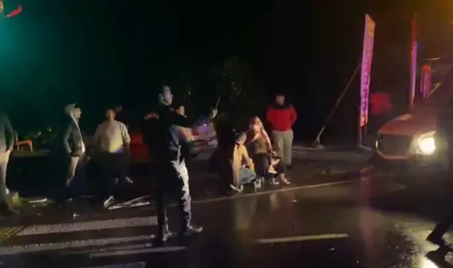 Köyceğiz'de trafik kazası: 2'si çocuk 8 yaralı