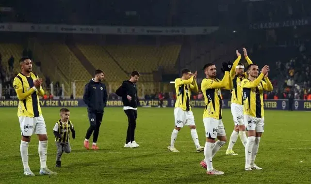 Trendyol Süper Lig: Fenerbahçe: 3 - Başakşehir: 1