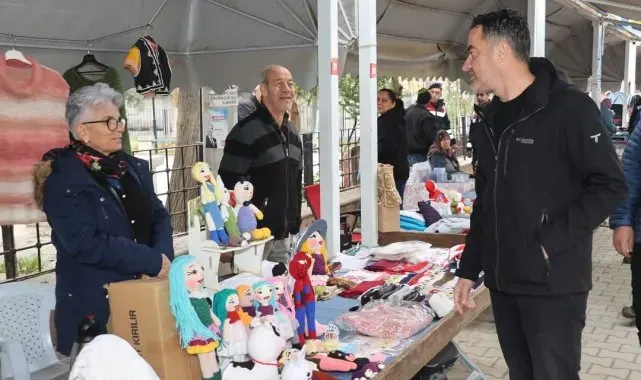 Başkanı Arıcı, Köylü ve Üretici Pazarı'nda vatandaşlarla buluştu