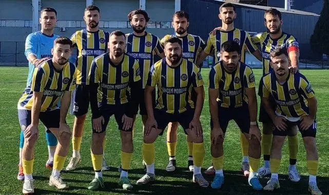 Manisa İmam Hatipliler Gençlikspor ilk mağlubiyetini aldı