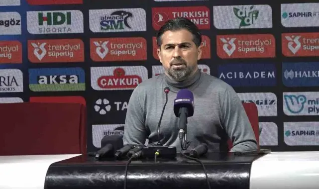 İlhan Palut: "Bugün 2 puanı kaybeden taraftık"