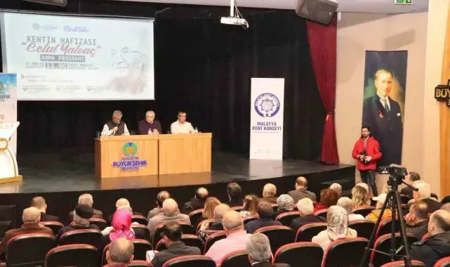 Gazeteci Celal Yalvaç düzenlenen panelle anıldı