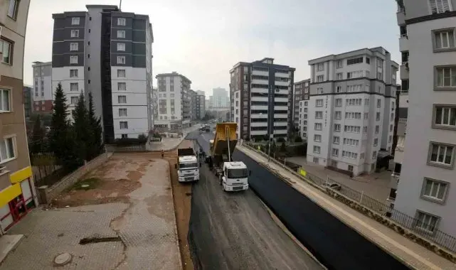 Onikişubat Belediyesi'nden asfalt seferberliği