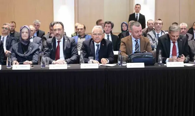 Başkan Büyükkılıç: "Sorumluluğumuzun çok daha fazla olduğunun bilincindeyiz"