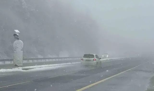 Bolu Dağı'nda kar yağışı sürüyor