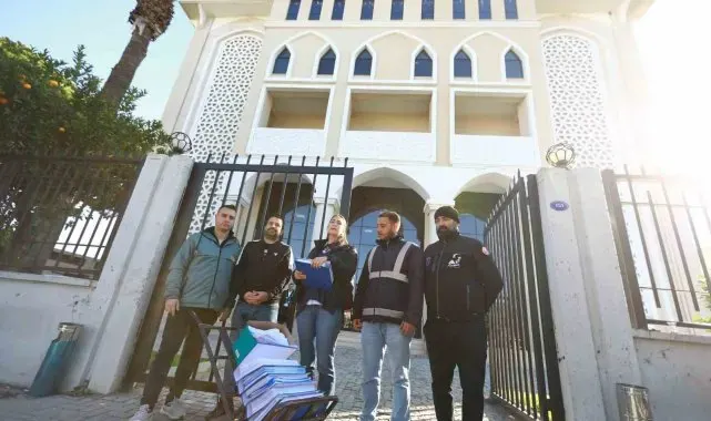 Meryem Ana Evi otoparkı için toplanan imzalar teslim edildi